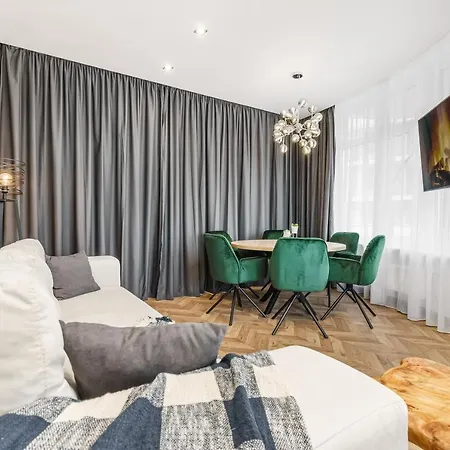 Pearl 45 Fantastic Design Sea View Apartment Odesa